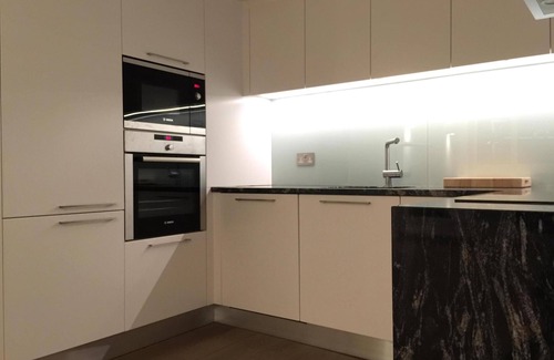Tower Hill Apartment | Luxury | Dream Location | By Tower Bridge | Dock View