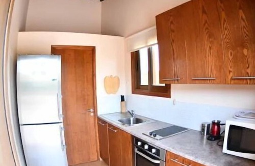 Politiko Villa | Luxury~Dreamy~Private |Rancho Relaxo Sha| Spacious Pool, Tennis Court, Horses.
