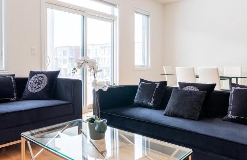 Vaughan Villa | Luxury Escape Near Canada's Wonderland