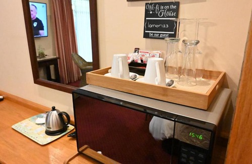Middelburg House | LUXURY FAMILY EN-SUITE ROOM @ 4 STAR GUEST HOUSE