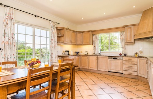 Almancil Villa | Luxury Family Villa with private heated pool, putting-green and tennis court
