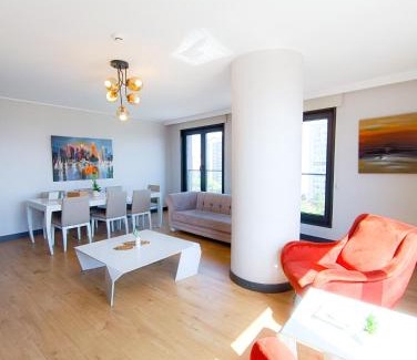 Kagithane Apartment | Luxury Fully Equipped 3BR 2BA Apartment by Siena Suites