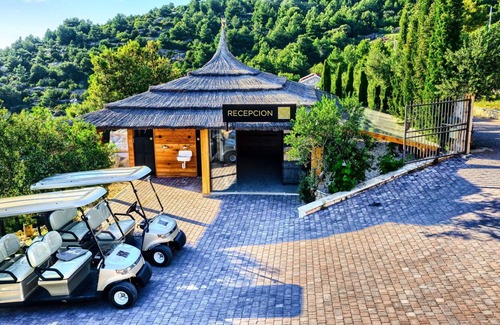 Susica House | Luxury Glamp New Horizons III