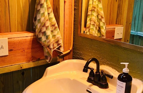 Lutz House | Luxury Glamping for Nature Lovers