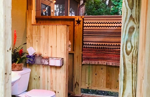 Lutz House | Luxury Glamping for Nature Lovers