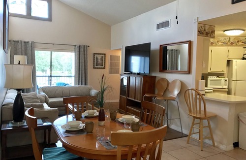 Ventura Condo | Luxury Golf Country Club Condo 2 Bedroom 2 Bathroom