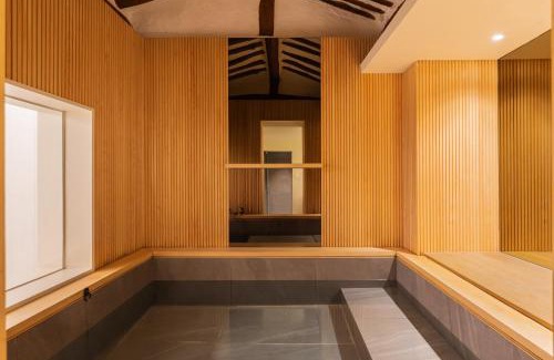 Seochon Villa | Luxury Hanok Alley Haven