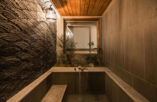 Sajik-dong Villa | Luxury Hanok Stillness Haven
