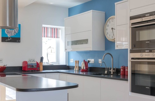 Polruan Apartment | Luxury Harbour Side Penthouse With Superb Views In Polruan, Cornwall, England