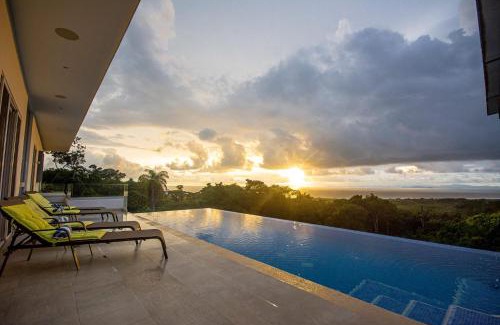 Tarcoles Apartment | Luxury Hillside Estate at Nativa Resort