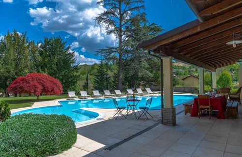 Canelli Villa | Luxury Hilltop Villa - 30.000 sqm Secular Park - Large Swimming Pool