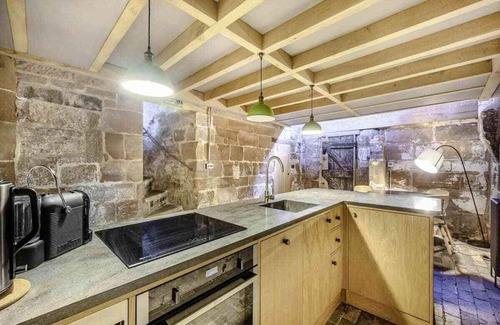 Coventry City Centre Apartment | Luxury Historic Apartment