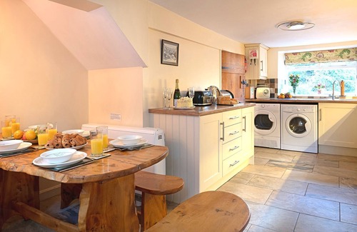 Low Newton Cottage | Luxury, Historic Cottage . Hot tub leisure pass included,Child +Dog Friendly