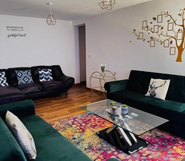 Old Trafford Apartment | Luxury Holiday Apartments