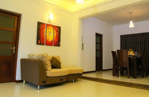 Kandy House | Luxury Holiday Bungalow - Breakfast included