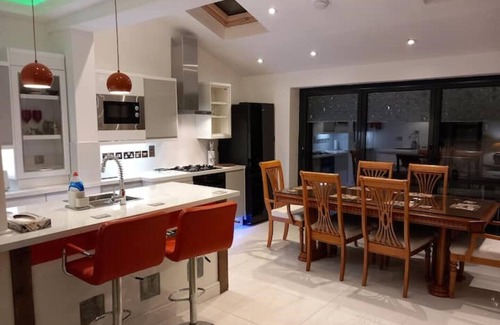 Southend-on-Sea House | Luxury holiday home, near beach