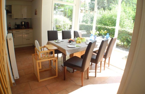 Nordhorn House | Luxury holiday home with electric charging station, solarium, fitness room, whirlpool, sauna