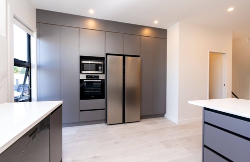 Greenlane Condo | Luxury Holiday House In Greenlane-ASB Showgrounds