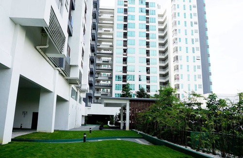 Danau Kota Apartment | Luxury Home Above Mall/Kuala Lumpur City Centre/Lakeview Infinity Pool