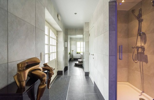 Gedinne House | Luxury home in Gedinne with bubble bath and sauna