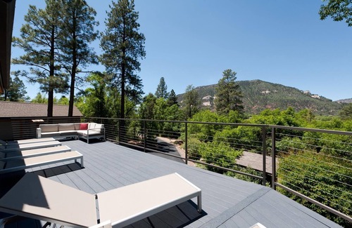 Durango - Purgatory House | Luxury Home on 8 Acres - 9 Min. to DGO - Hot Tub/Fire Pit - Awesome Views -