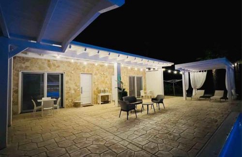 Lecce Apartment | Luxury Home & Pool