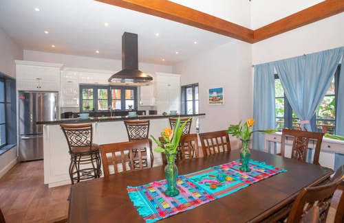 Lawson Rock House | Luxury home with 2 pools at Lawson Rock- Casa Coralina