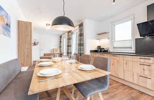 Kaprun Apartment | Luxury home with 3 balconies in city centre