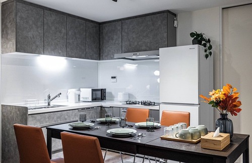 Higashi-osaka House | Luxury house 40 min to KIX parking by 711 - Comfort Villa/Osaka Ōsaka
