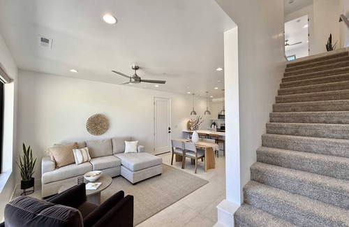 Kanab House | Luxury Kanab Townhome near Zion, Bryce. Stargazing