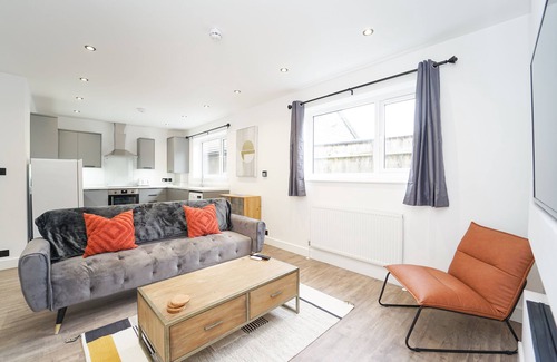 Weston-super-Mare Apartment | Luxury King Suite sea View Modern Flat