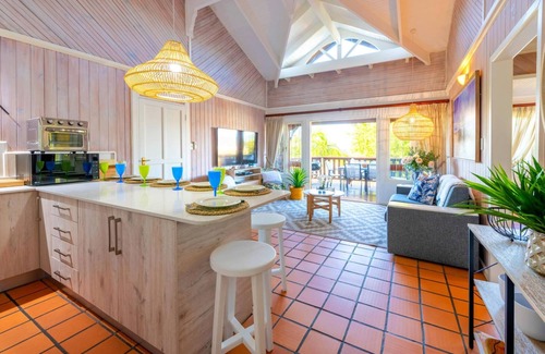 Knysna Ski Chalet | Luxury Lagoon Escape | Pool | Nature Trails