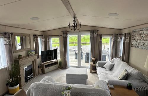 Cockermouth Apartment | Luxury Lake District Holiday Lodge-Sleeps 4