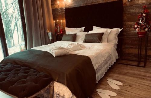 Tesila House | Luxury Lake House & Glamping