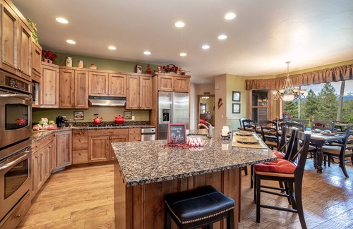 Bigfork House | Luxury Lake View House: 15 acres of trails, 3 ponds, Now Open 5.31.26-6.19.26