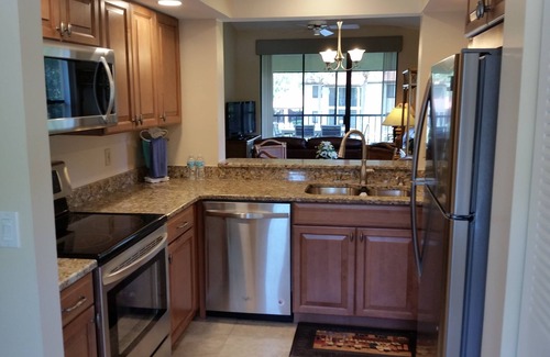 Trailer Estates Condo | Luxury Lakefront Condo, Resort Amenities, 10 Minutes to Beach