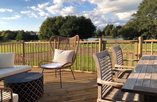 Sibbertoft Cabin | Luxury Lakeside Lodge with Boutique Chic Interior