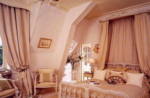Brain-sur-Longuenee Other | Luxury Lakeside Castle, Onsite Pool, Tennis & Golf, 100 + Acre Park, Weddings