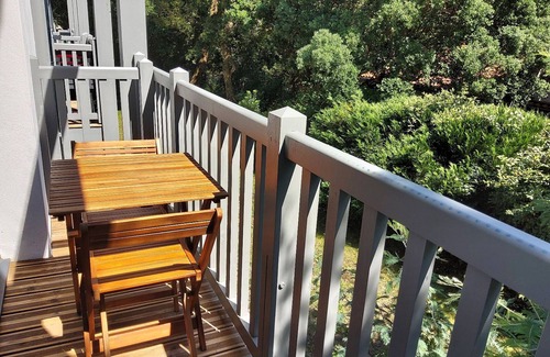 Soorts-Hossegor Apartment | Luxury Lakeside T3: Modern, Bright, Near Beach, WiFi, Parking