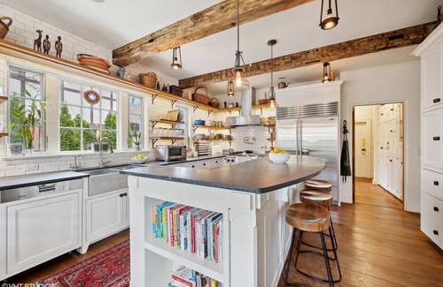 Forestview House | Luxury living in prime location