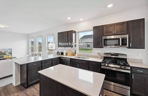 Whittaker House | Luxury Living Residence On Silo Dr #42177