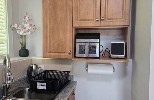 Prince George Apartment | Luxury Lodge Getaway II. w/Wi-Fi & AC in awesome PG. Close to University of PG