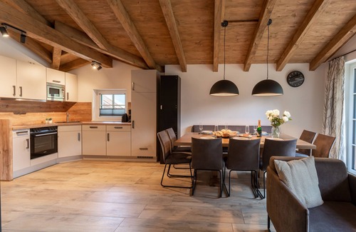 Eben im Pongau Ski Chalet | Luxury lodge with a private sauna near Flachau