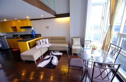 Santa Cruz Apartment | Luxury Loft in Cebu City
