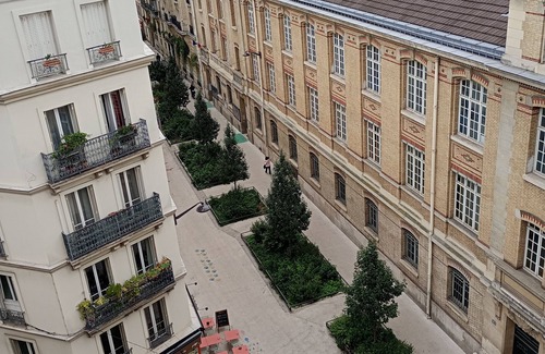 Val-de-Grace Apartment | Luxury loft just a stone's throw from the Latin Quarter and close to Notre Dame de Paris.