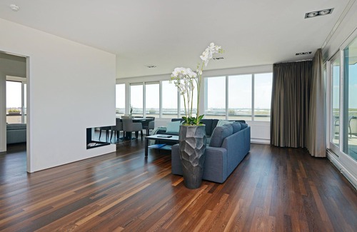 Monster Apartment | Luxury Loft with Sea View