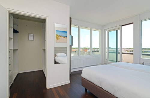 Monster Apartment | Luxury Loft with Sea View
