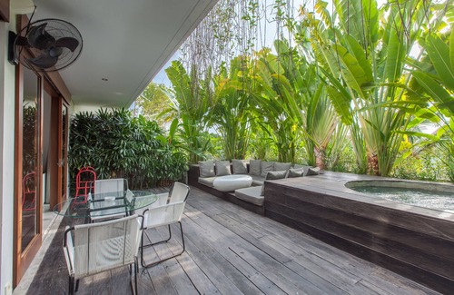 Drupadi Apartment | Luxury Lounging Apartment In The Heart Of Seminyak