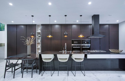 Melrose House | Luxury Mart Villa #M - Pool