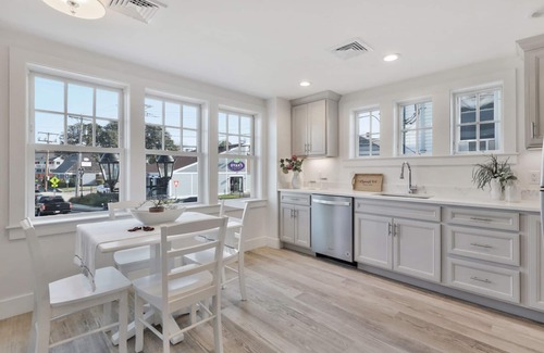 Plymouth Cultural District Condo | Luxury Mayflower & Sea View Corner Condo with Private Balcony on Plymouth Harbor